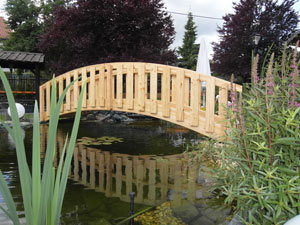 Gartenbrücke